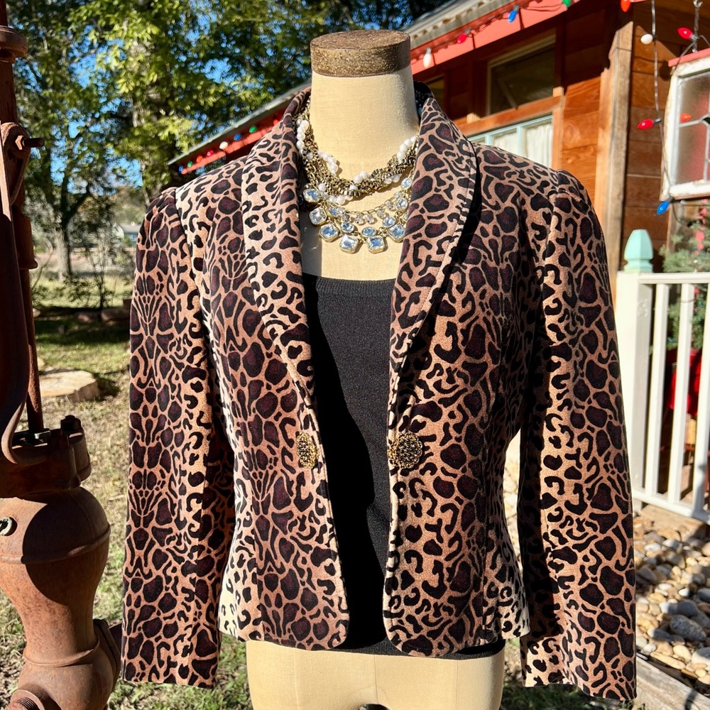 Laundry by Shelli Segal Velvet Leopard Cropped Blazer